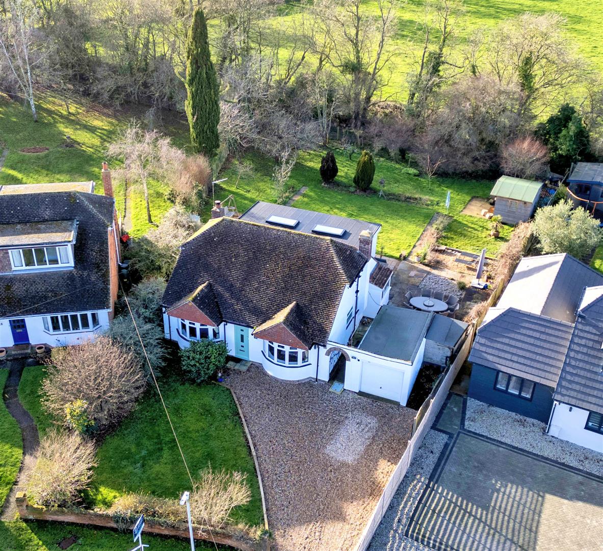 2 Bed, 2 Bath Property For Sale in Longtye Drive, Chestfield, CT5 3NF